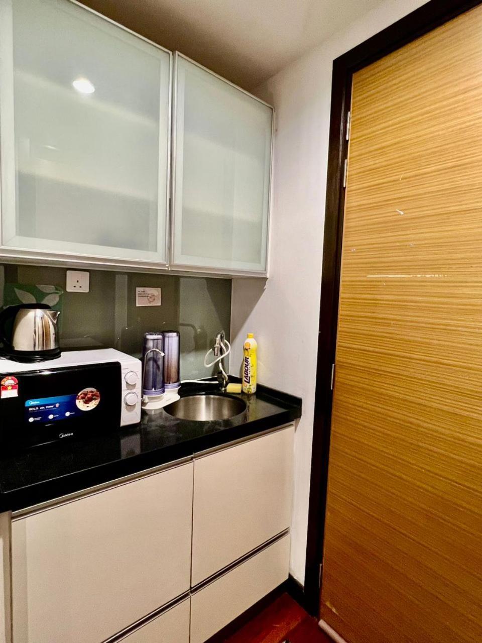 Couple Suite At Casa Residency 5 Mins Walk To Lrt, Jalan Alor & Bukit Bintang Kuala Lumpur Esterno foto